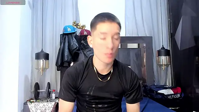 HunterHeat  online show from 04/17/26, 12:52