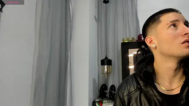 HunterHeat  online show from 04/16/26, 12:17