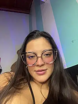 alilith online show from 12/22/25, 08:42