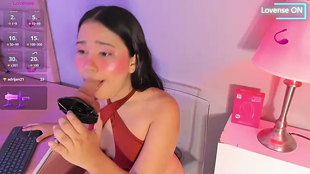 emma clarke  online show from 04/08/26, 03:41