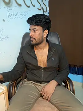 MeekBatgirl online show from 11/22/25, 04:28