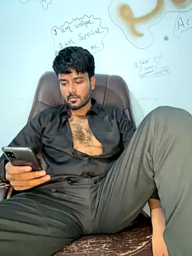 Snapshot of MeekBatgirl chatting on 09/30/25, 04:57 MeekBatgirl online show from 09/30/25, 04:57