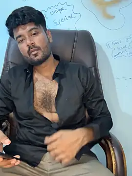 Snapshot of MeekBatgirl chatting on 10/02/25, 03:15 MeekBatgirl online show from 10/02/25, 03:15