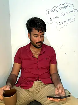 Snapshot of MeekBatgirl chatting on 09/24/25, 04:24 MeekBatgirl online show from 09/24/25, 04:24