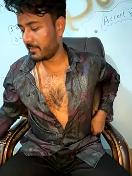 Snapshot of MeekBatgirl chatting on 10/15/25, 02:47 MeekBatgirl online show from 10/15/25, 02:47