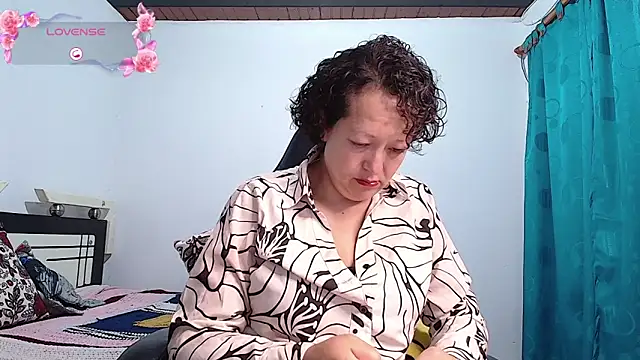 Miss Oriana online show from 10/01/25, 03:05