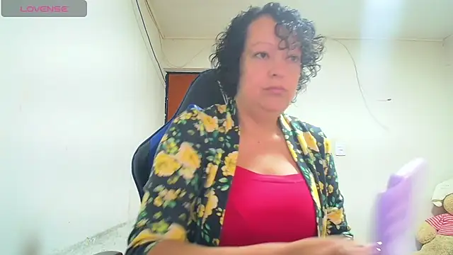 Miss Oriana online show from 11/03/25, 10:46