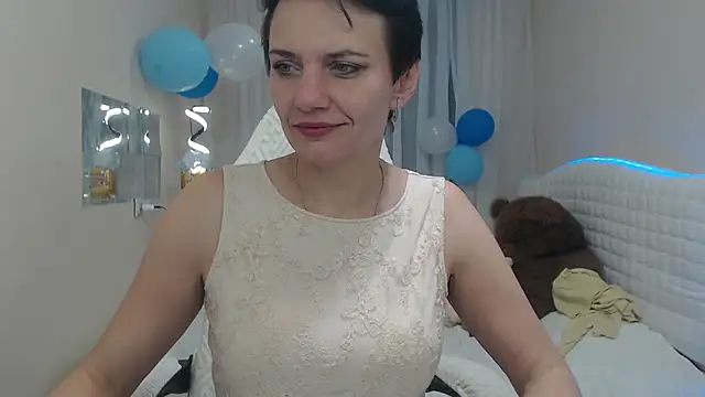 AvaSaturnian online show from 10/02/25, 12:30