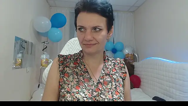 AvaSaturnian online show from 10/08/25, 12:28