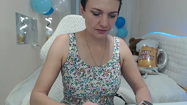 AvaSaturnian online show from 09/21/25, 12:10