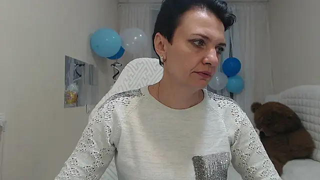 AvaSaturnian online show from 09/24/25, 06:20