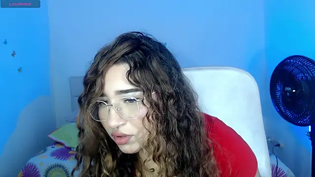 Snapshot of sasha_17_ chatting on 09/16/25, 03:24 sasha 17 online show from 09/16/25, 03:24