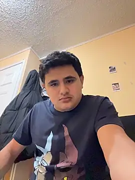 Snapshot of whitsblack chatting on 11/15/25, 12:47 whitsblack online show from 11/15/25, 12:47