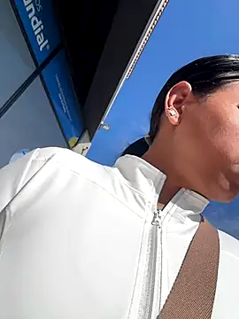 Michluxe 69 online show from 11/29/25, 01:44