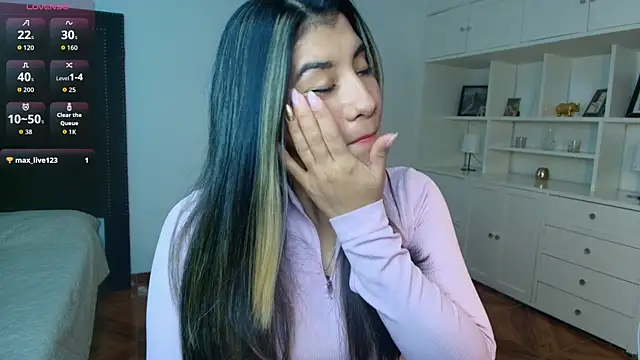 nina moen online show from 12/05/25, 03:27