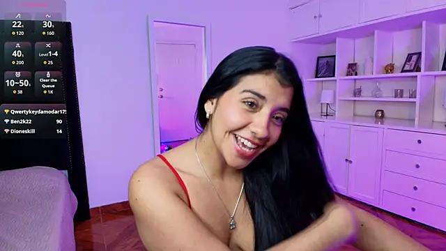 nina moen online show from 10/08/25, 09:44