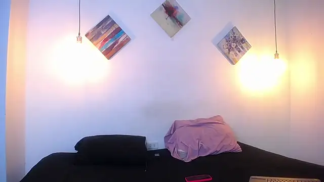 escar let online show from 12/23/25, 04:23