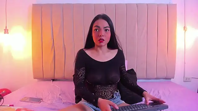 escar let online show from 04/11/26, 07:06