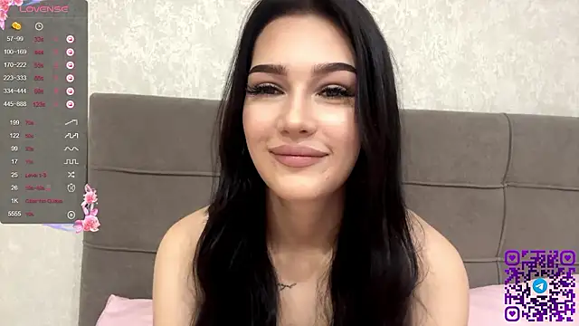 Snapshot of AuraJefcoat chatting on 02/15/26, 04:06 AuraJefcoat online show from 02/15/26, 04:06