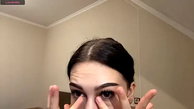 Snapshot of AuraJefcoat chatting on 05/01/26, 12:43 AuraJefcoat online show from 05/01/26, 12:43