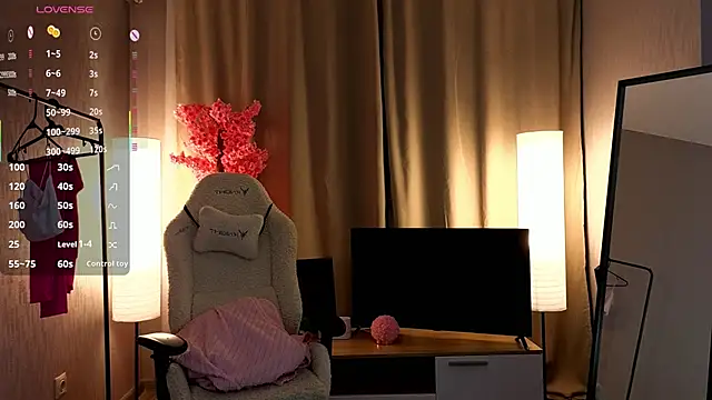 Pony Claid online show from 10/19/25, 09:06