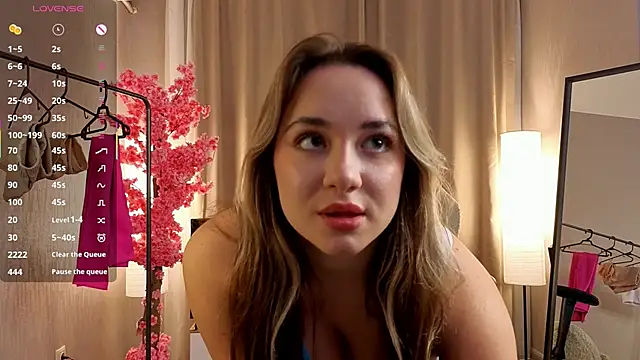 Pony Claid online show from 10/05/25, 09:27