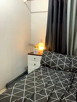 AngelHille online show from 12/21/25, 07:15