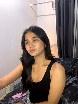 AngelHille online show from 11/16/25, 10:13