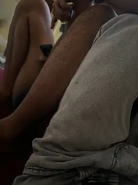 Snapshot of lele122277 chatting on 04/16/26, 12:17 lele122277 online show from 04/16/26, 12:17