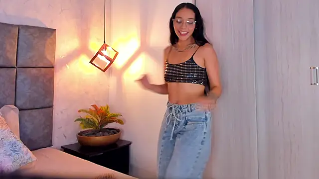 Roseaurora online show from 06/03/26, 02:55
