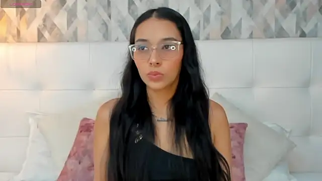 Roseaurora online show from 07/14/26, 10:54