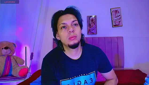 Laia and Damian online show from 10/24/25, 12:04