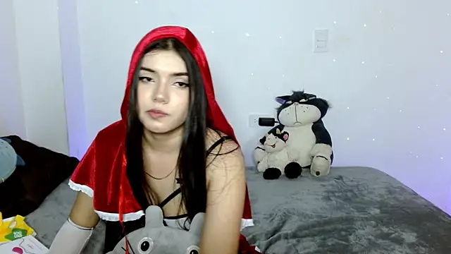 Emma yui19 online show from 09/17/25, 10:23