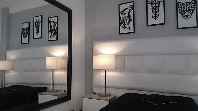 Snapshot of Valeria_Velez_ chatting on 10/11/25, 12:06 Valeria Velez online show from 10/11/25, 12:06