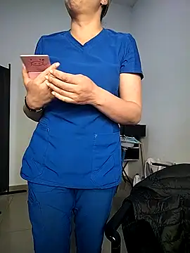 Madisson-04  online show from 12/22/25, 12:38