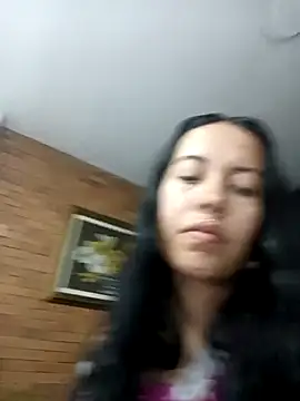 Snapshot of MiaForever1 chatting on 03/26/26, 02:43 MiaForever1 online show from 03/26/26, 02:43