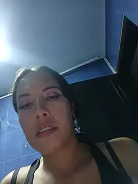 MiaForever1 online show from 06/11/26, 11:02