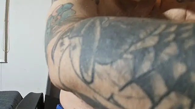 DaddyBear   online show from 09/21/25, 04:06