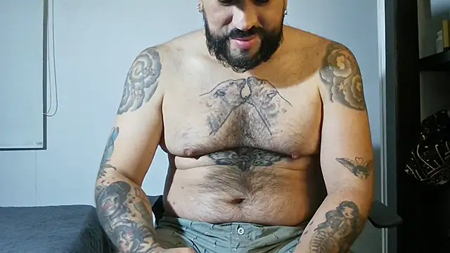 DaddyBear   online show from 09/16/25, 12:44