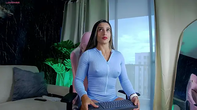 Emily Foxx01 online show from 04/13/26, 10:14