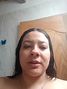 Snapshot of SophieCurves chatting on 11/09/25, 04:22 SophieCurves online show from 11/09/25, 04:22