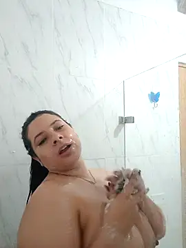 SophieCurves online show from 10/05/25, 05:20
