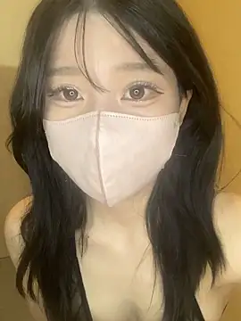 Yuki chan 2 online show from 11/29/25, 01:44