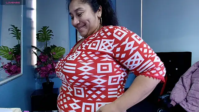 milf latinn online show from 10/03/25, 12:39