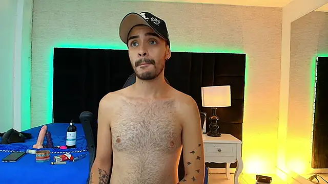 HairyDiamond  online show from 09/17/25, 03:25
