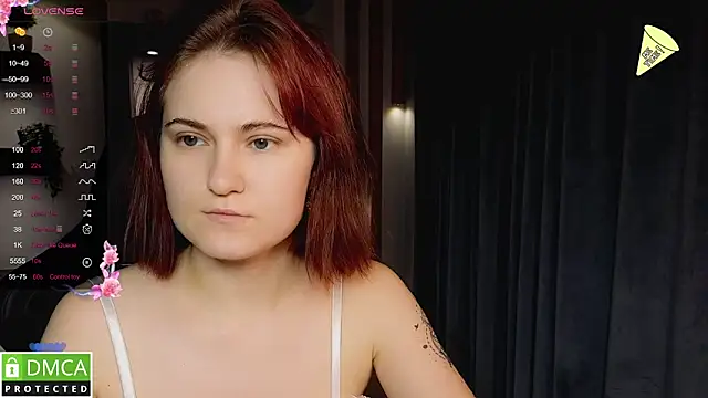 Roxy foxi online show from 09/22/25, 12:05