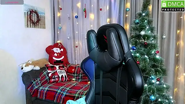 Roxy foxi online show from 11/30/25, 01:06