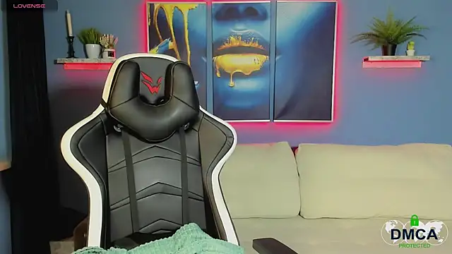 Roxy foxi online show from 11/28/25, 01:06