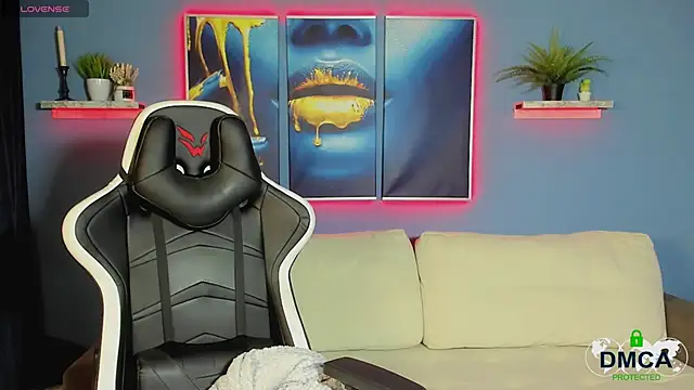 Roxy foxi online show from 11/27/25, 01:06