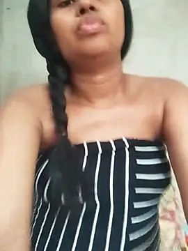 julietta1453 online show from 12/16/25, 07:29